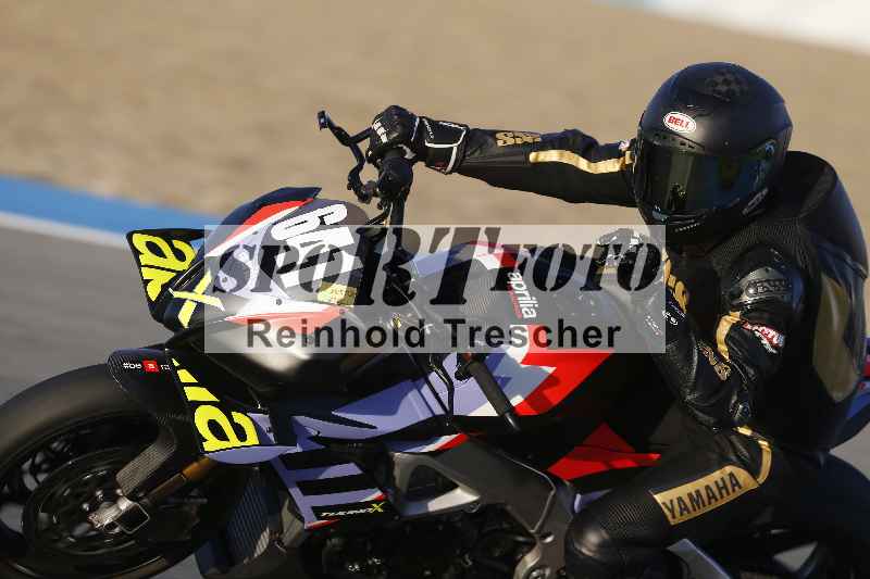 /Archiv-2024/02 29.01.-02.02.2024 Moto Center Thun Jerez/Gruppe schwarz-black/111